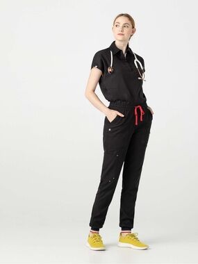 Mediclo Sustainable Scrubs Set XS Black Polo Top Jogger Pants Red Trim